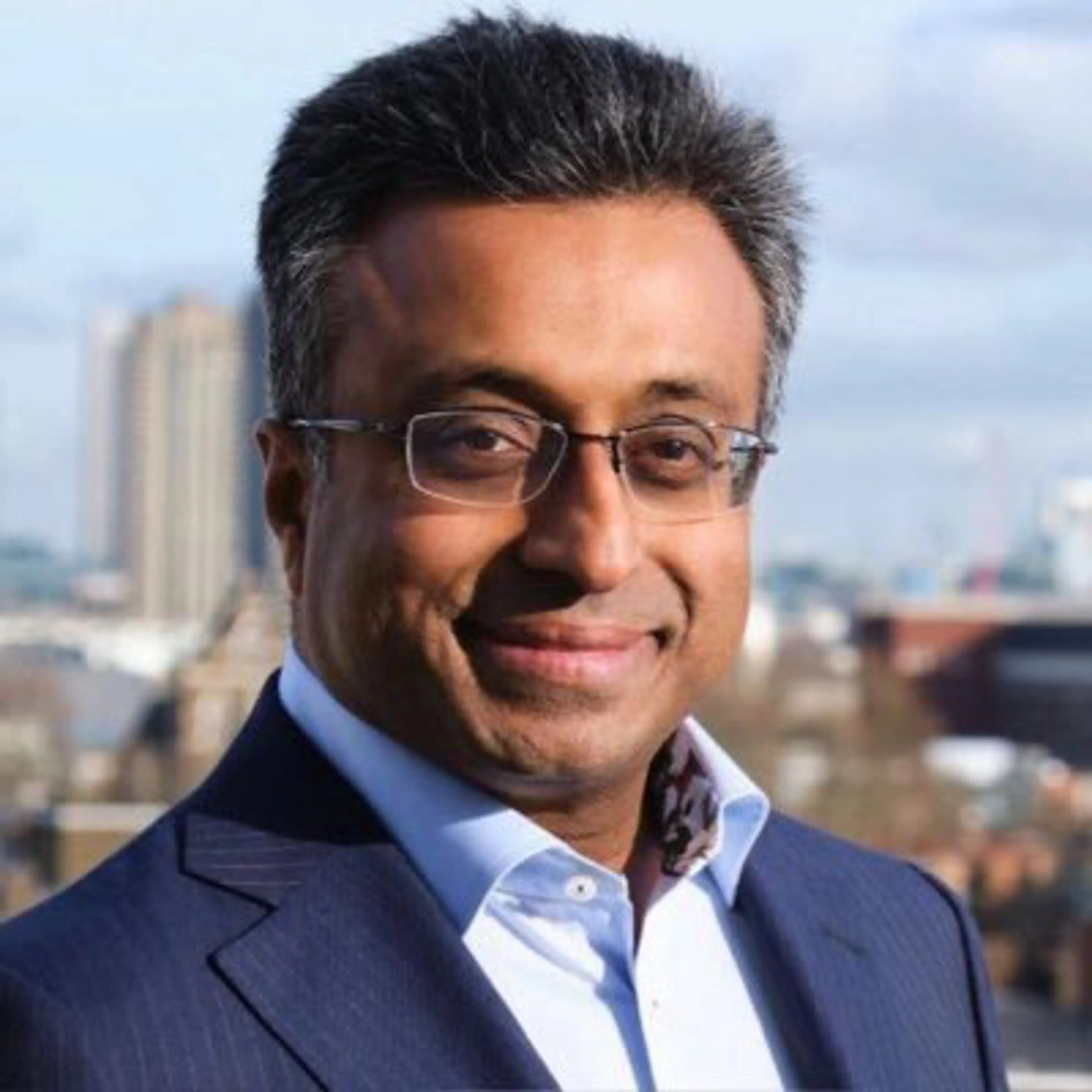 Dr Ganesh Suntharalingham